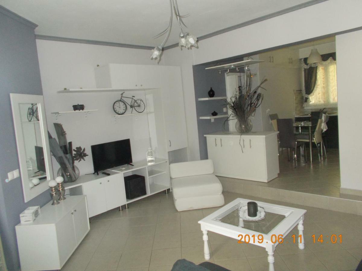 Iris Apartments Apolpaina Ngoại thất bức ảnh